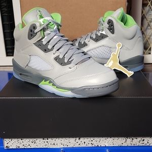 Jordan 5 Green Bean 2022 size 7M/8.5W